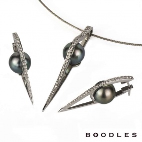 Boodles 18k White Gold Tahitian Pearl & Diamond Earring & Pendant Suite